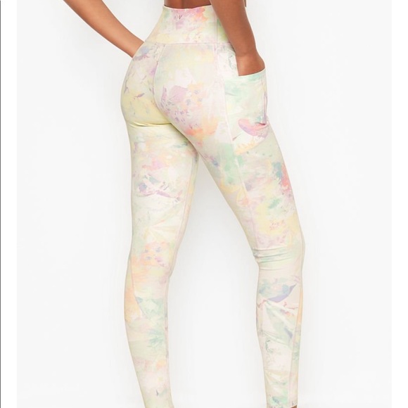 Colorful Incredible Essential Legging - Picture 4 of 4